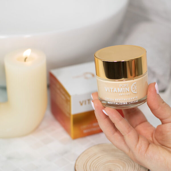 Vitamina C día/noche Crema revitalizante 50ml.